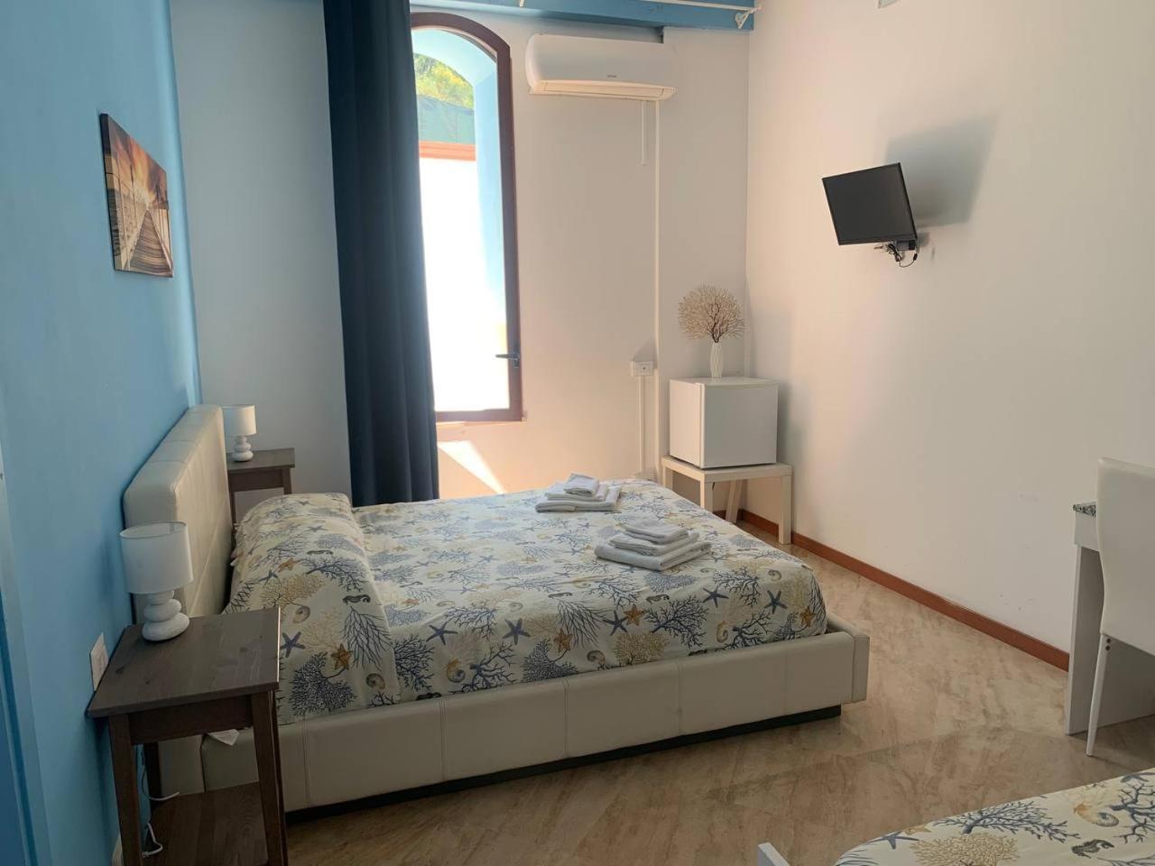 Borgomarino'S Room Cefalù Dış mekan fotoğraf